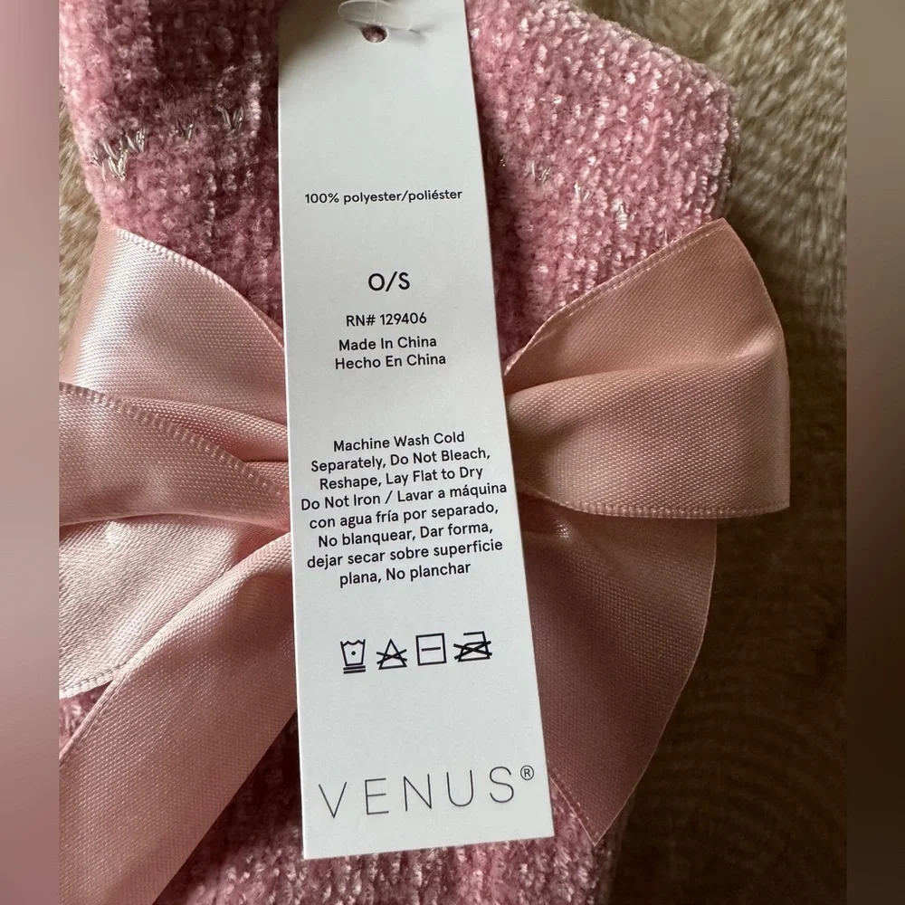 VENUS Two Pair Soft Velour Sock Set